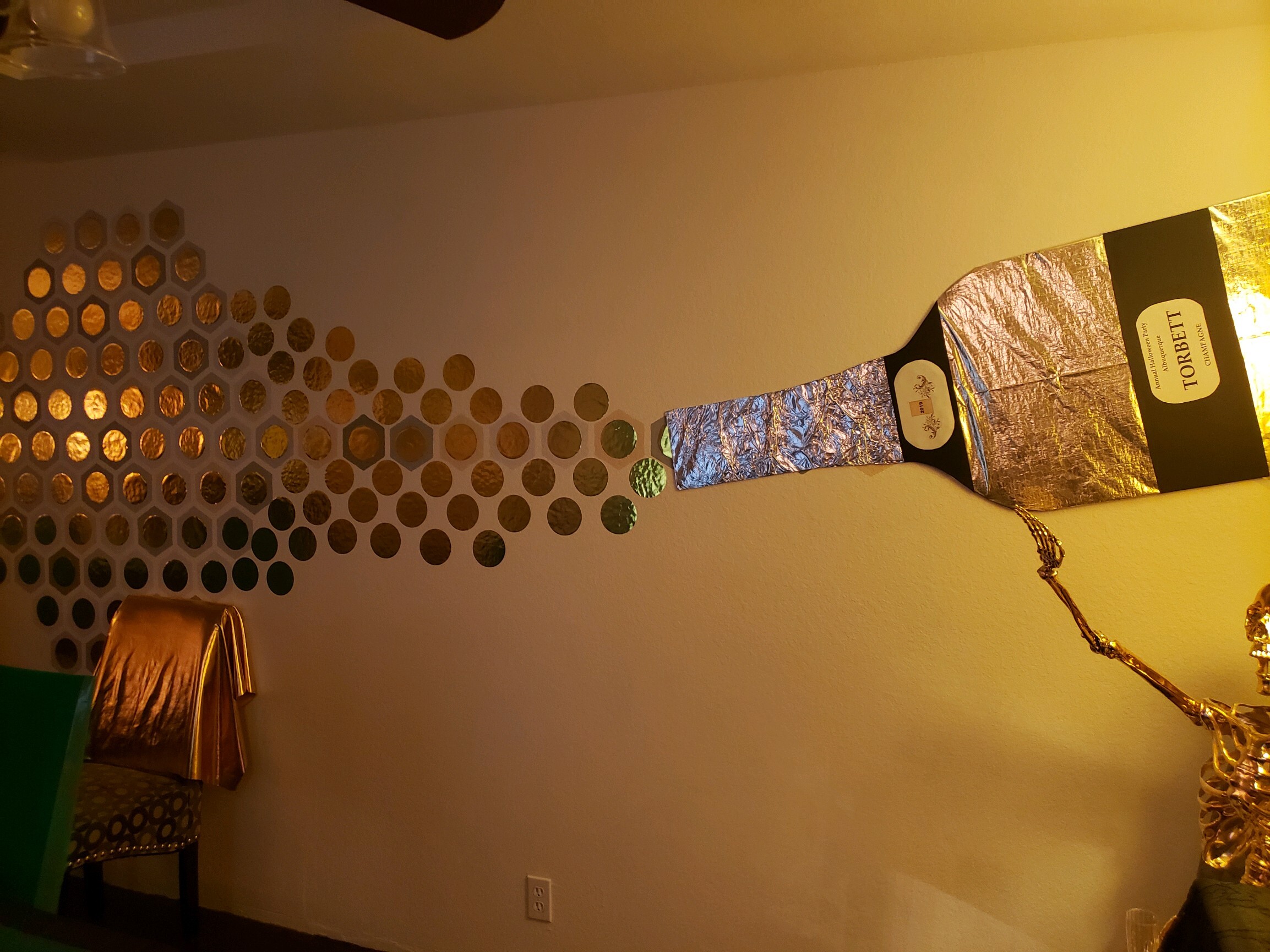 gold stickers for halloween party