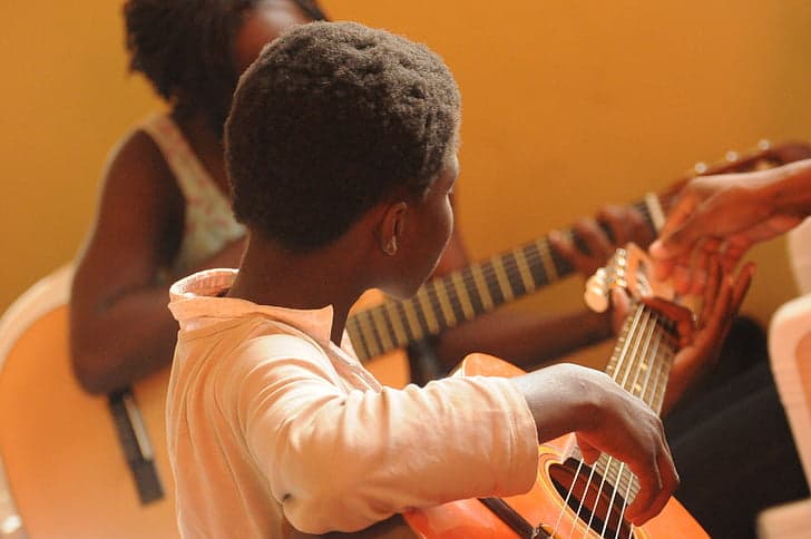 learn to play guitar Tips on How To Learn an Instrument
